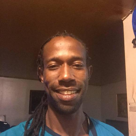 Meet your Posher, Alex - Picture 1 of 1